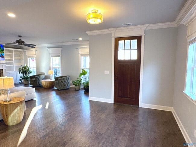 Building Photo - 4260 Sullivan St