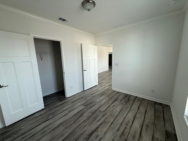 Building Photo - 1654 Voyager Dr