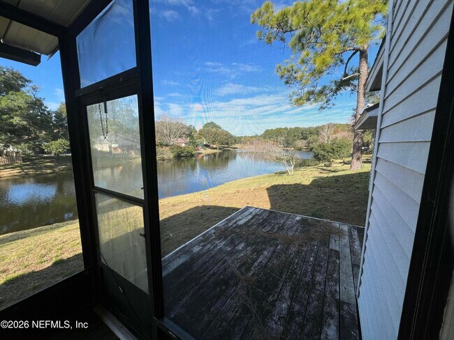 Building Photo - 2024 Hovington Cir W