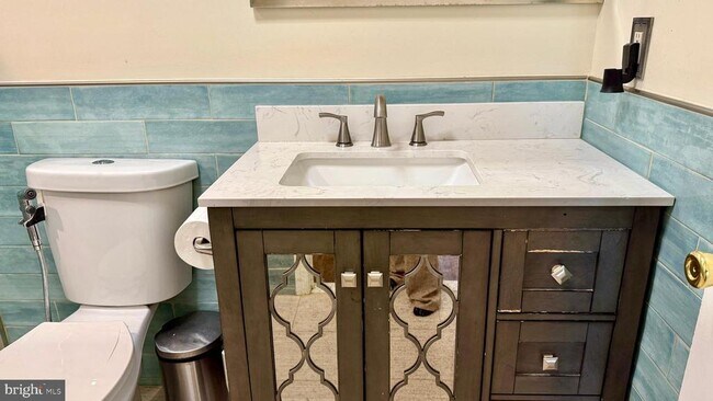 Building Photo - 17 Jill Ct