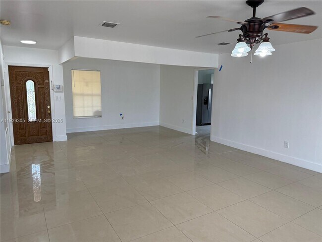 Building Photo - 8111 SW 129th Ave