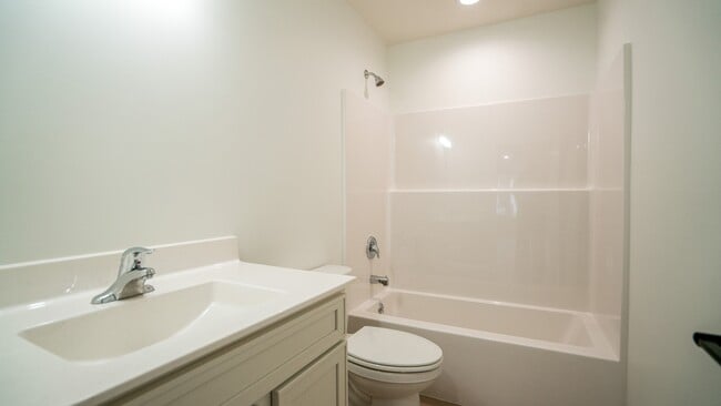 Building Photo - 4315 Dawn St