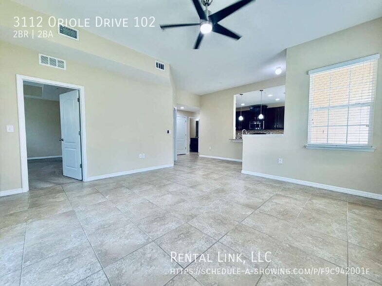 Building Photo - 3112 Oriole Dr