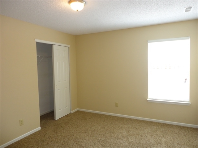 Building Photo - 12764 Howe Rd