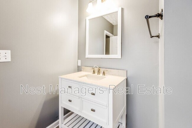 Building Photo - 808 Ethelored St