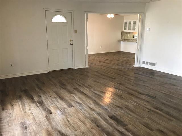 Building Photo - 3375 S 27th St