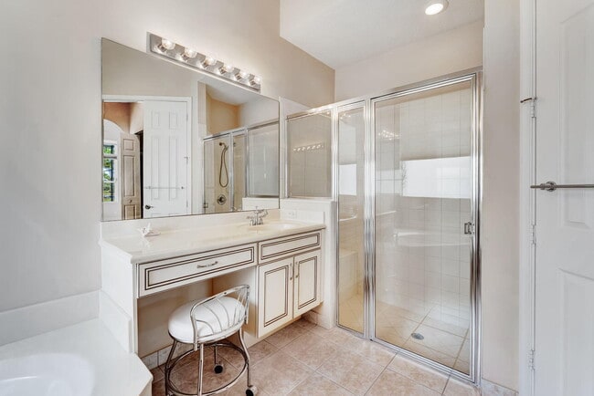 Building Photo - 8345 Pine Ln