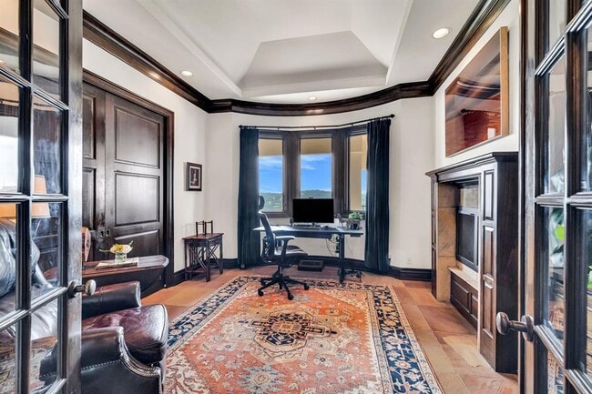 Building Photo - 1710 Mt Larson Rd