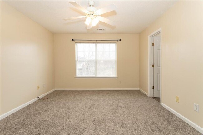 Building Photo - 1471 Riverrock Trail SW