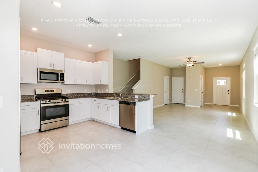 Building Photo - 8472 Druid Oaks Ln