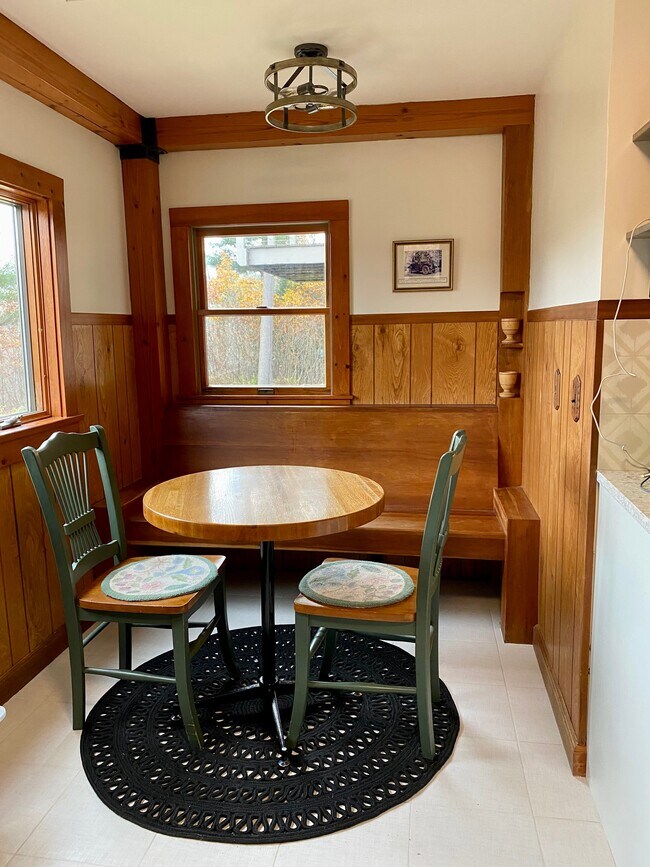 Building Photo - 104 Underwood Rd