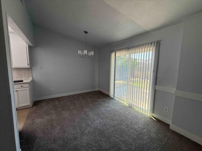 Building Photo - 8620 Tiogawoods Dr