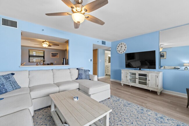 Building Photo - 801 S Ocean Dr