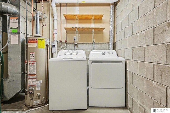 Building Photo - 11617 S 205th St