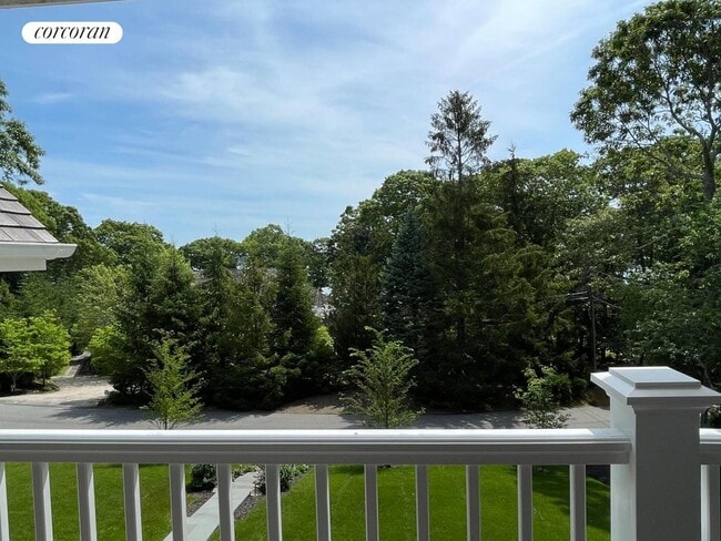 Building Photo - 36 Springwood Way