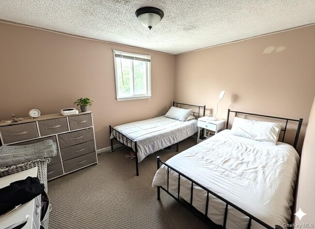 Building Photo - 532 Park Ave