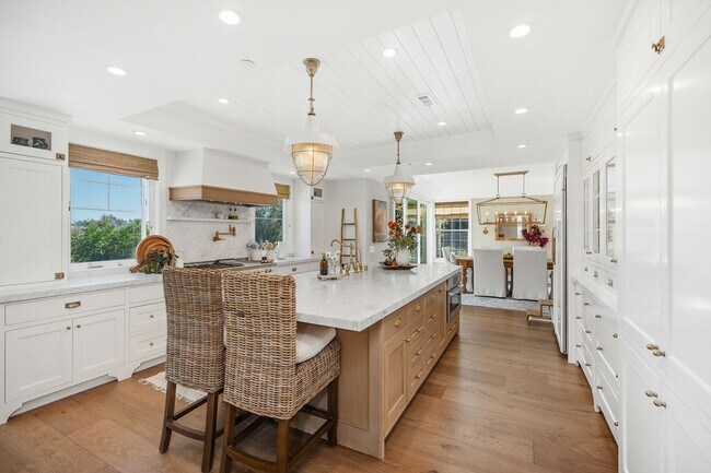 Building Photo - Luxury Ocean View Home in Sea Pointe Estat...