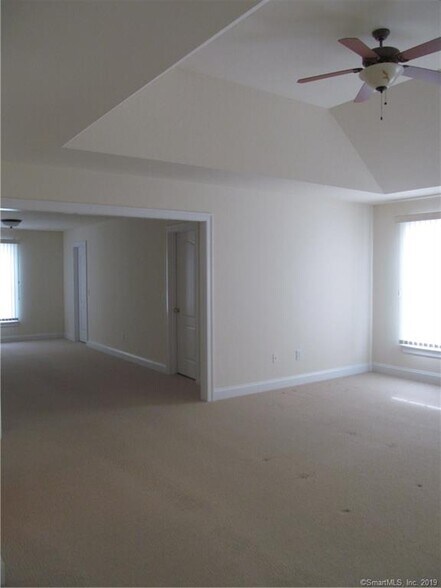 Master bedroom - 6 Carla Dr