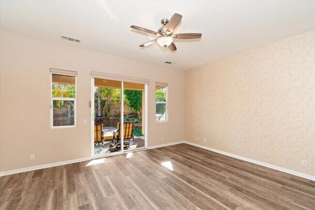 Building Photo - 80215 Queensboro Dr