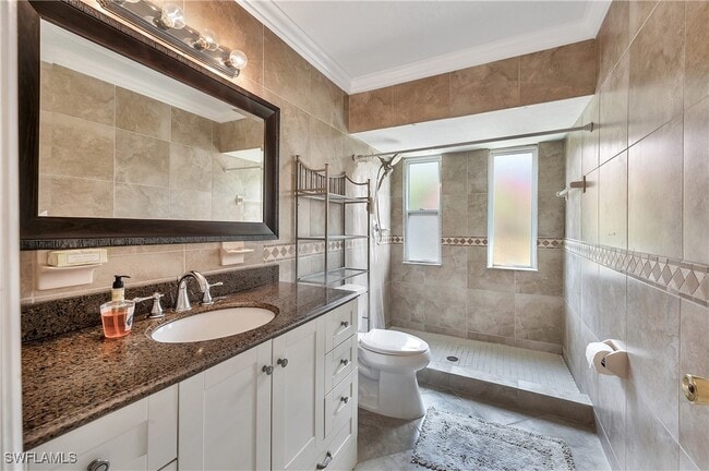 Building Photo - 639 Pompano Dr