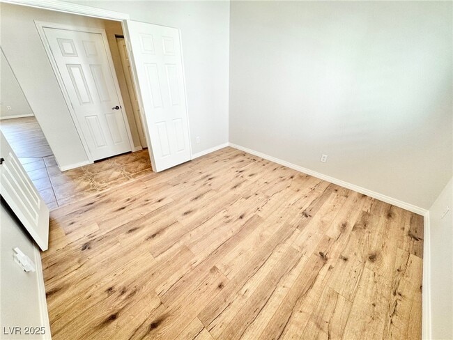 Building Photo - 4421 N Prospect Hill Ct