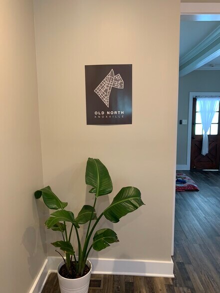 Building Photo - 1426 Harvey St