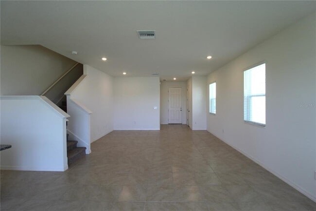 Building Photo - 10915 Bluestem Cv