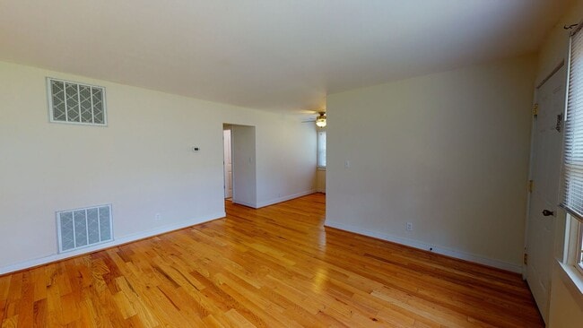 Building Photo - 5677 Myrtle St