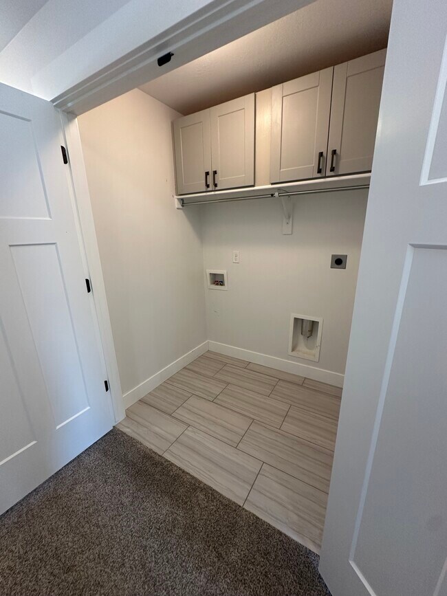 Building Photo - 15417 S Skyraider Ln