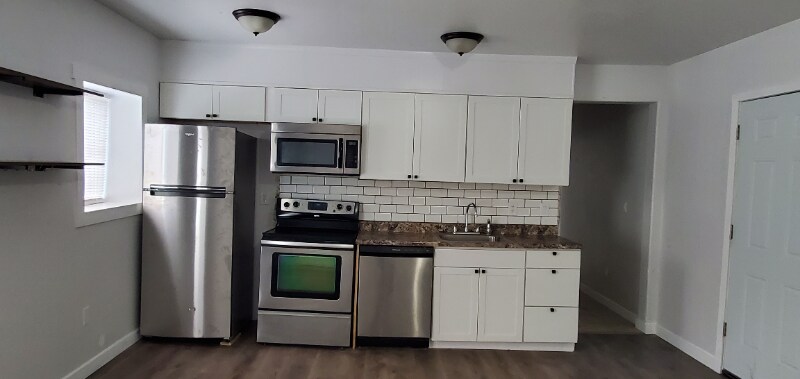 Building Photo - 318 N St