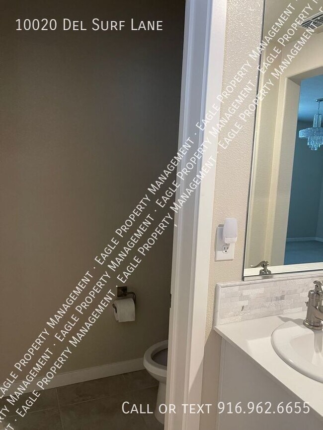 Building Photo - 2/2 Condo close to new casino  in Elk Grove