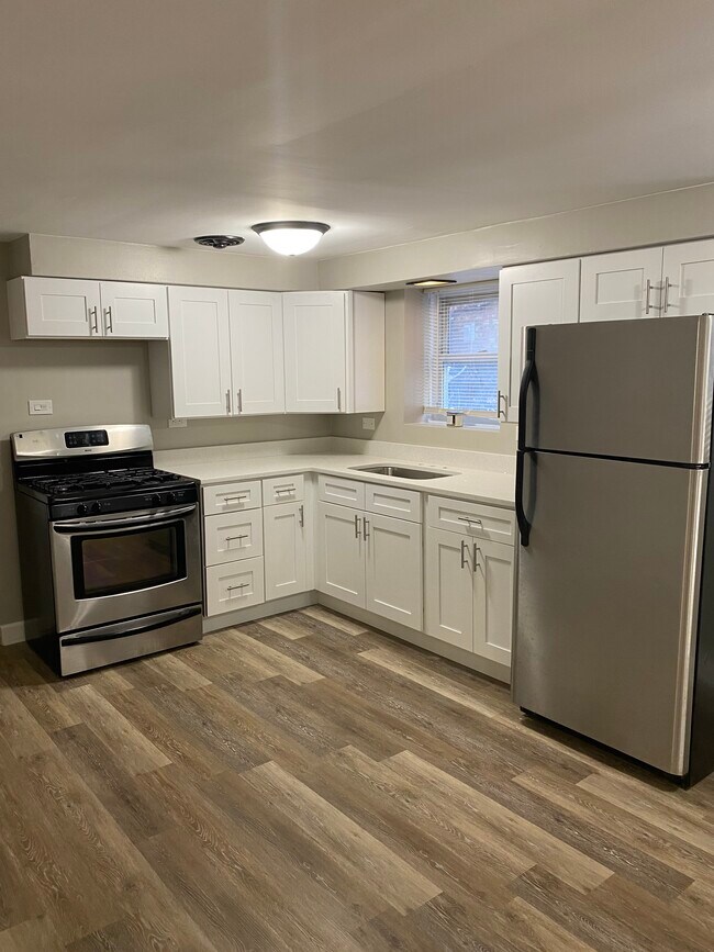 Building Photo - 1548 S 61st Ct