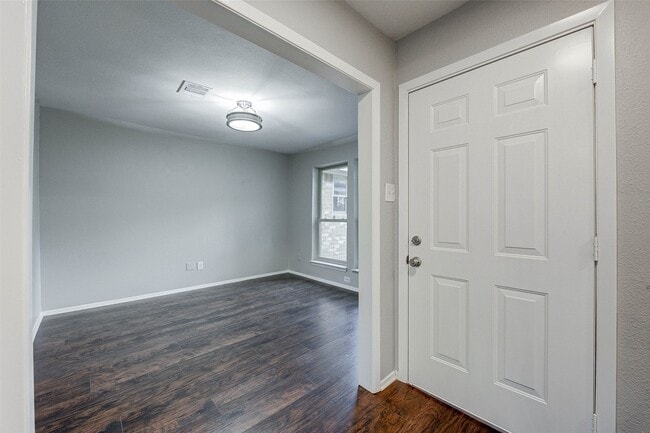 Building Photo - 5211 Sweetwind Ln