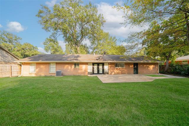 Building Photo - 1603 Willow Oak Dr