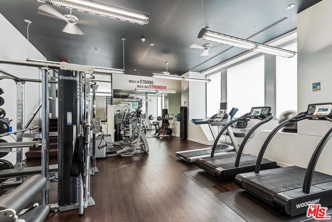 Building Photo - 310 Washington Blvd