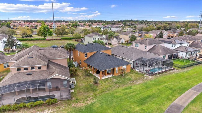 Building Photo - 1352 Oakcrest Ct