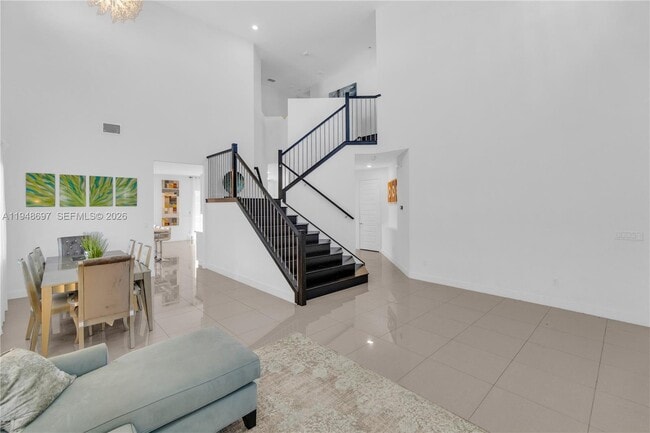 Building Photo - 10890 Shore St