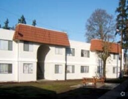 Building Photo - Ridgecreek Manor