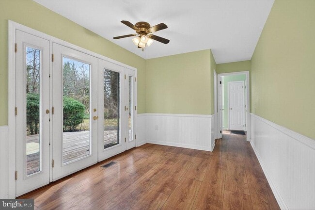 Building Photo - 16 Beechtree Ln