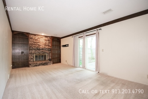 Building Photo - 1835 S Abbey Cir