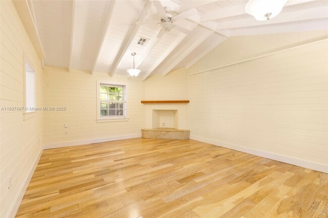 Building Photo - 4235 Lennox Dr