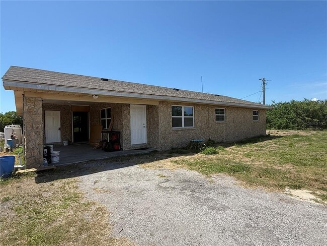 Building Photo - 2122 Gulf City Rd