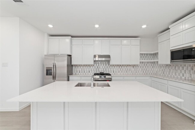 Building Photo - 6422 Orchid Bch Dr