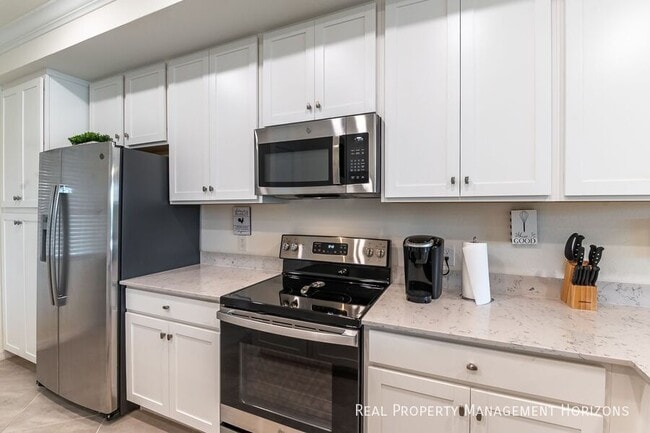 Building Photo - 17724 Gawthrop Dr