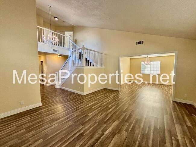 Building Photo - 12820 Santa Anita Trail