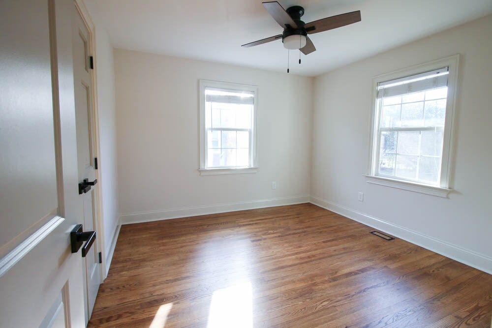 Light filled back bedroom - 2406 Boswell Rd