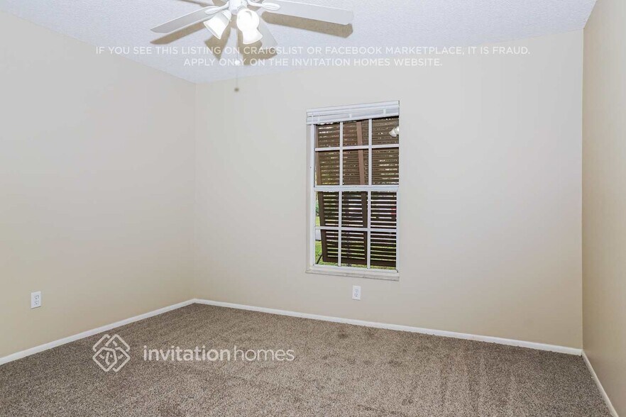 Building Photo - 756 Leeward Rd