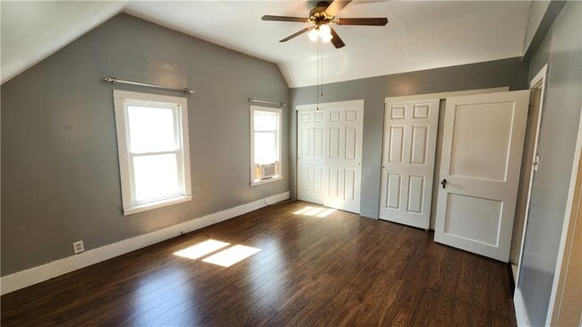 Building Photo - 1128 Ridge Rd