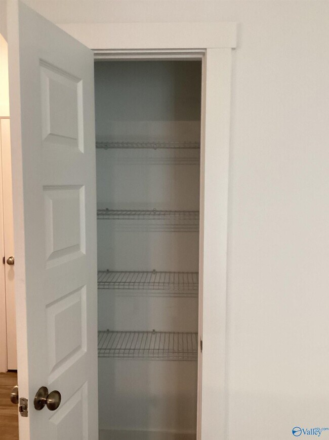 Building Photo - 3220 Spool Ln SW