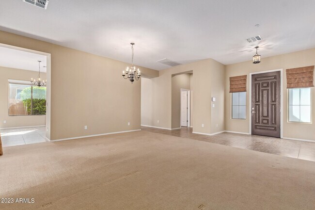 Building Photo - 1814 W Wayne Ln